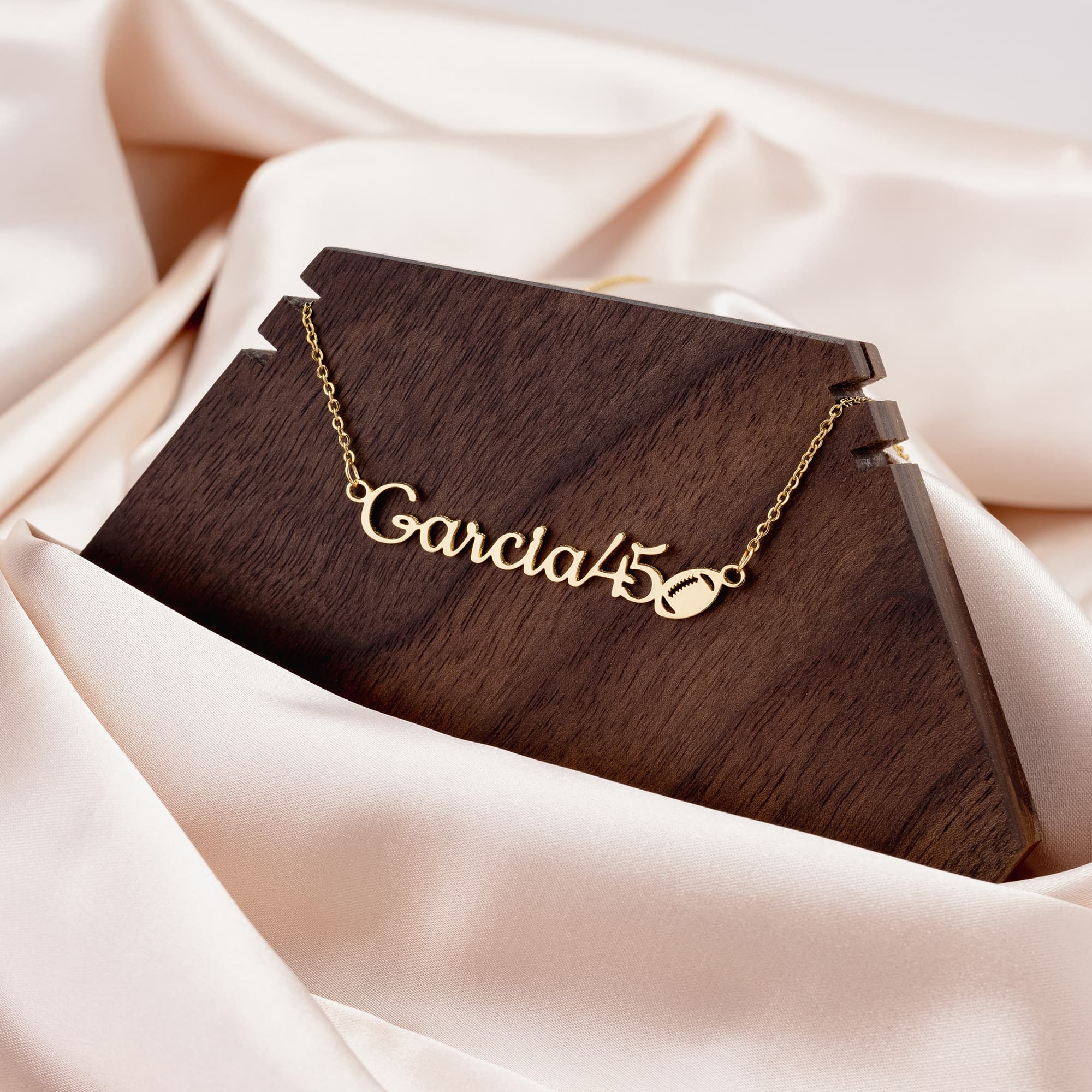 Personalized_Sports_Mom_Necklace_Mockups_File.jpg_15686267
